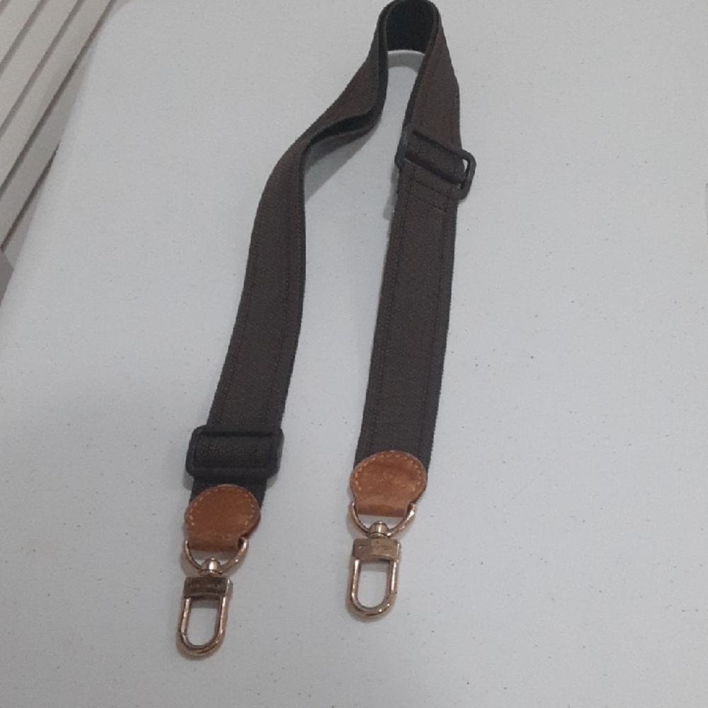Louis Vuitton Brown Canvas Stap